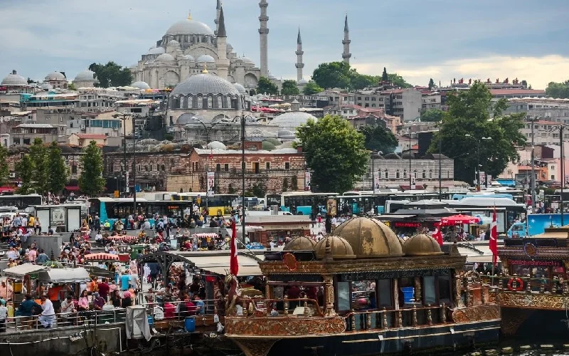 istanbul eminönü iskele